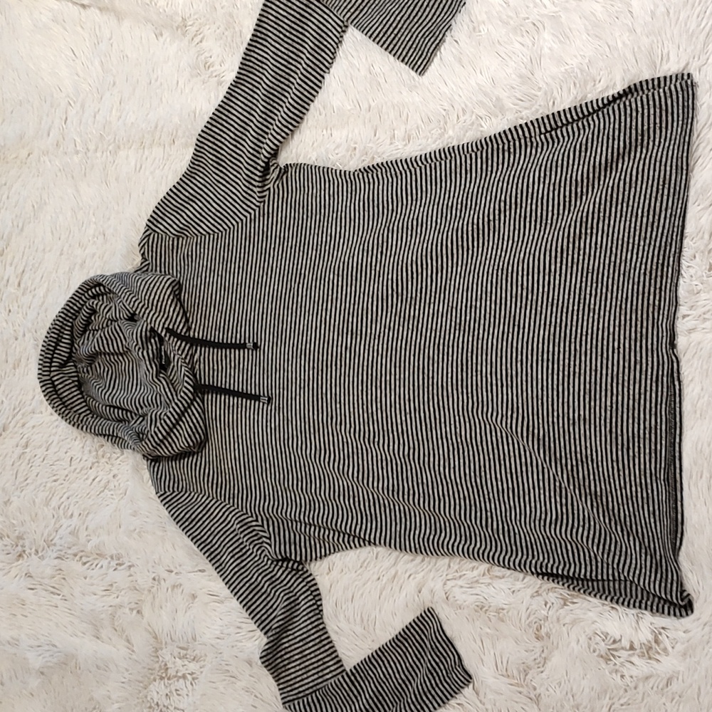 Premise Womens Cozy Hooded Tunic Top Black and Gray Striped Long Sleeve Size S - Picture 8 of 13